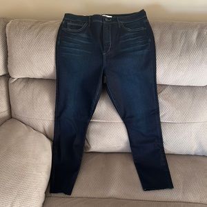 Chic Sam Edelman Jeans - Flattering and Comfortable